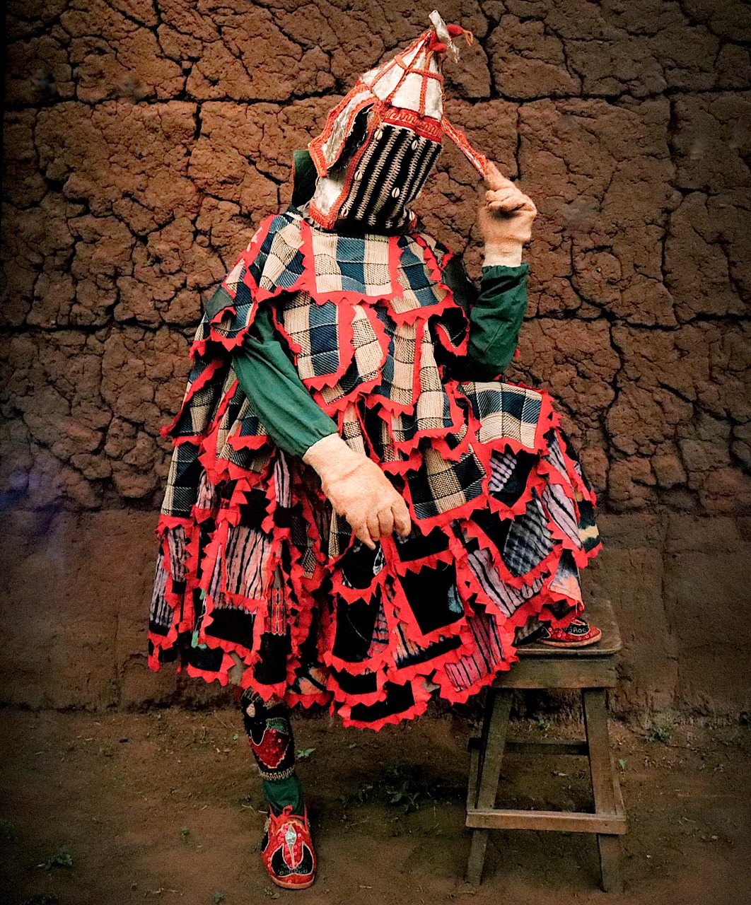 costumes-7673764_1280